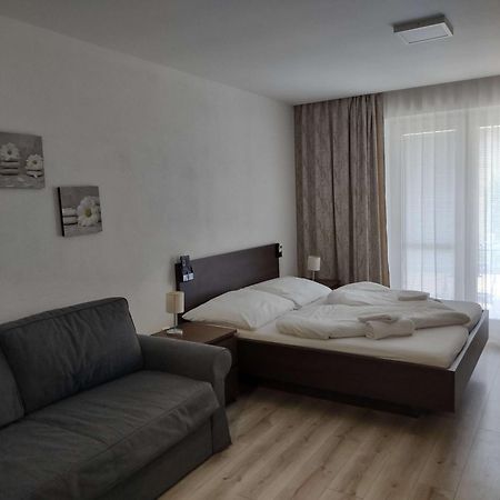 Apartmany Arcadia Podhájska Eksteriør billede